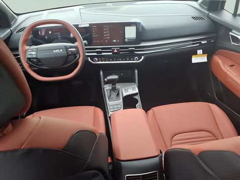 New 2026 Kia Sportage SX FWD image 4