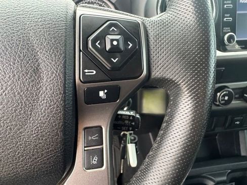 Used 2022 Toyota Tacoma SR5 w/ SR5 Appearance Package (SM) RWD image 8