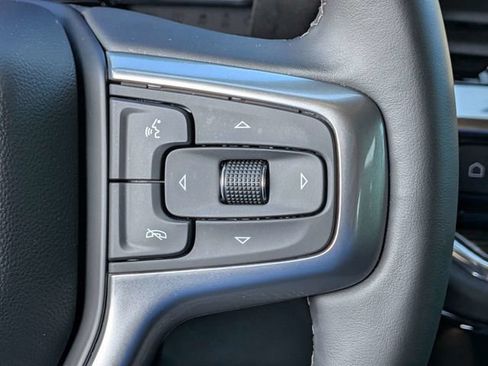 Used 2024 Chevrolet Silverado 1500 LT AWD/4WD image 28