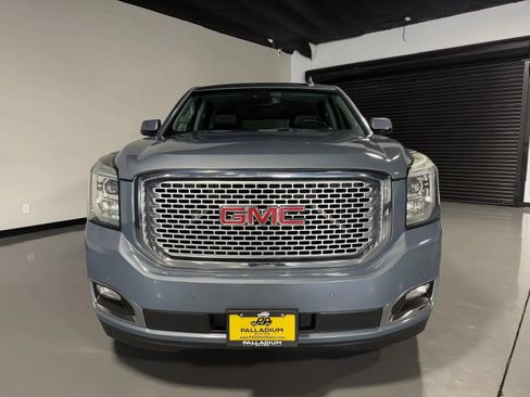 Used 2015 GMC Yukon XL Denali w/ Open Road Package RWD image 2