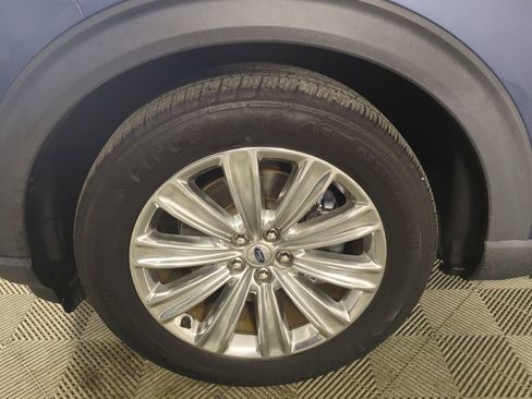 Used 2021 Ford Explorer Limited w/ Hybrid Equipment Group 310A image 11