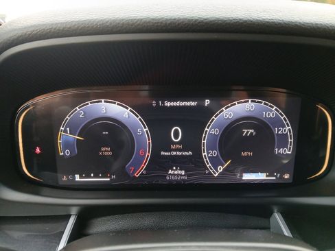 Used 2024 Jeep Wagoneer L 4WD image 39