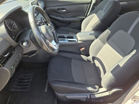 Used 2022 Nissan Sentra SV w/ All-Weather Package FWD image 10