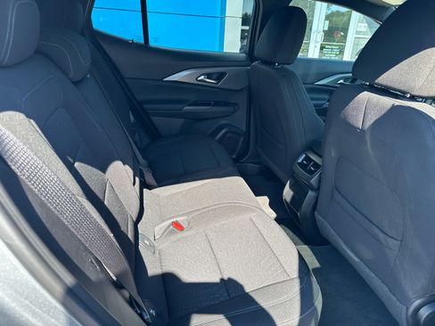 Used 2025 Chevrolet Equinox EV LT FWD image 5
