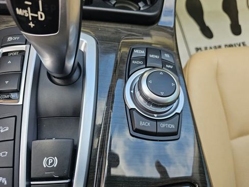 Used 2013 BMW 528i xDrive Sedan image 29