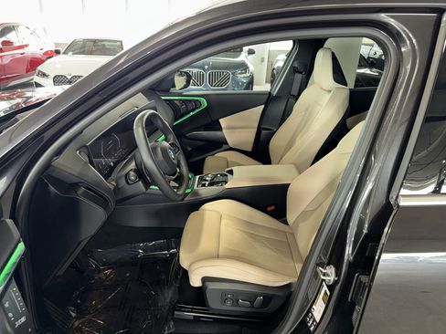 Used 2025 BMW X3 xDrive30i w/ Convenience Package AWD/4WD image 18
