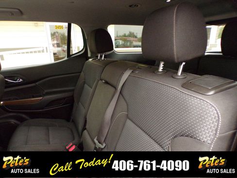 Used 2020 GMC Acadia SLE image 14