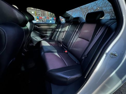Used 2019 Honda Accord Sport image 22