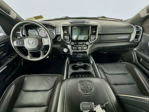 Used 2024 RAM 1500 Laramie AWD/4WD image 10