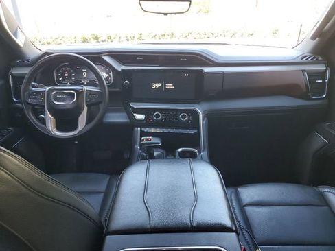 Used 2024 GMC Sierra 1500 Denali w/ Denali Reserve Package image 11