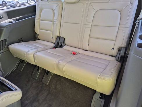 Used 2024 Lincoln Navigator Reserve AWD/4WD image 21