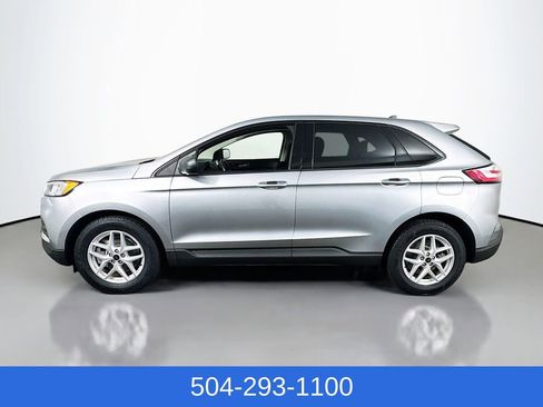 Used 2024 Ford Edge SE image 8