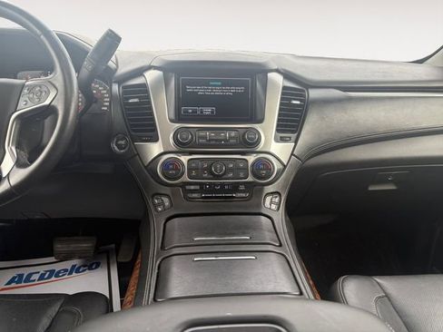 Used 2017 Chevrolet Suburban Premier image 11