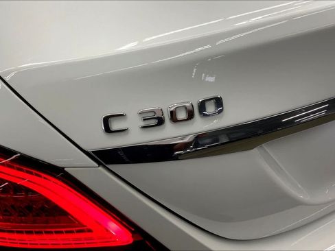 Certified 2020 Mercedes-Benz C 300 Sedan image 8