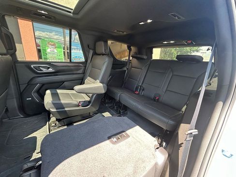Used 2024 Chevrolet Tahoe Z71 w/ Luxury Package AWD/4WD image 19