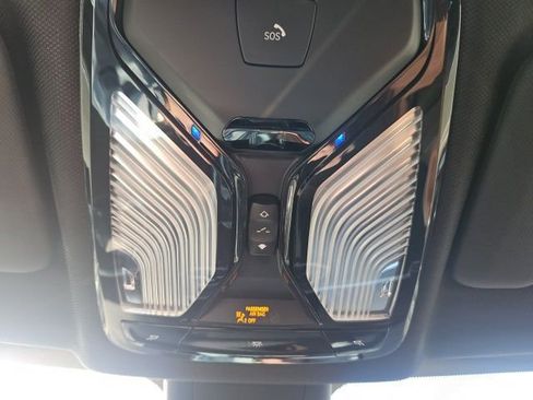 Used 2022 BMW X5 sDrive40i w/ Premium Package image 18