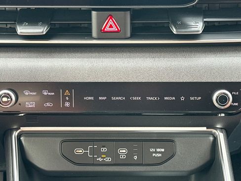 New 2026 Kia Carnival EX FWD image 25