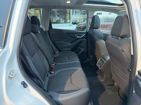 Used 2022 Subaru Forester Premium image 27