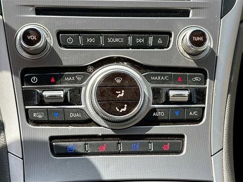 Used 2017 Lincoln MKZ Reserve FWD image 21