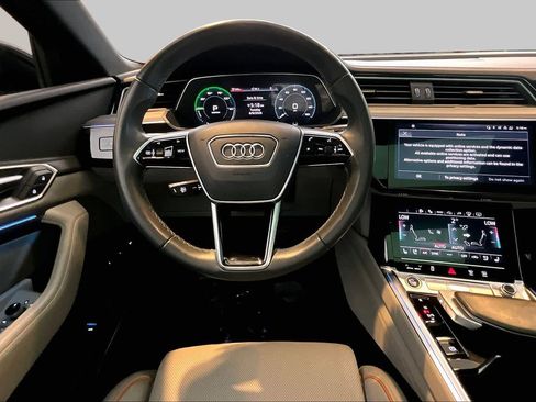 Certified 2024 Audi Q8 e-tron Prestige w/ Prestige Package AWD/4WD image 5