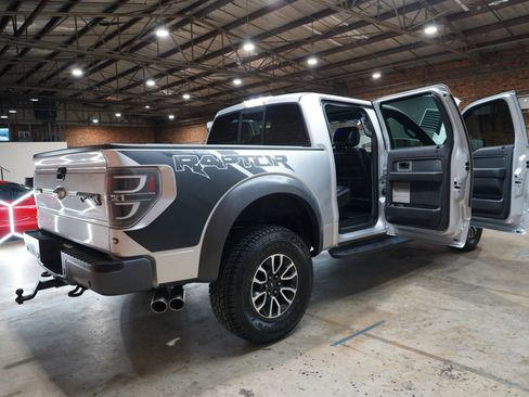 Used 2014 Ford F150 Raptor w/ Equipment Group 801A Luxury image 28