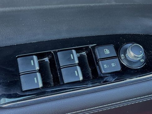 Used 2024 MAZDA CX-5 Signature image 9