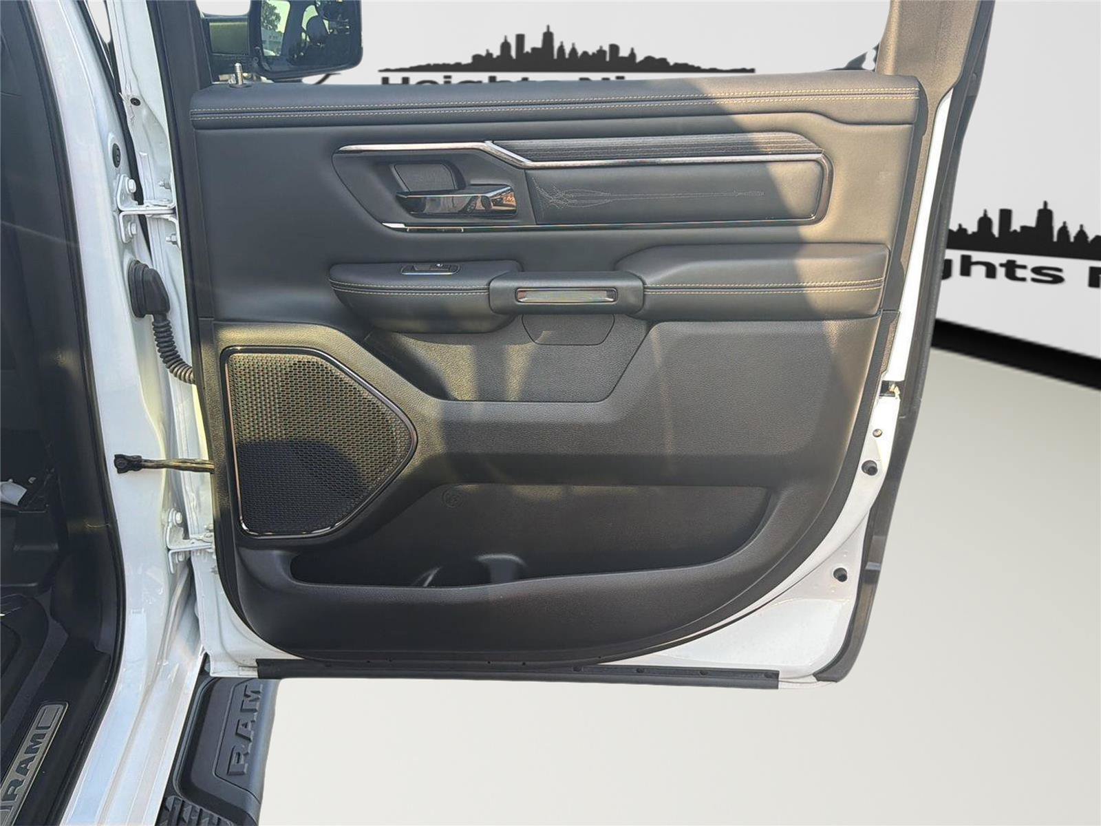 Used 2024 RAM 1500 Limited AWD/4WD image 29