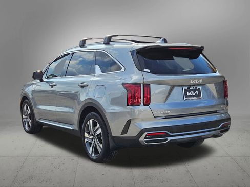 Used 2023 Kia Sorento SX Prestige image 4