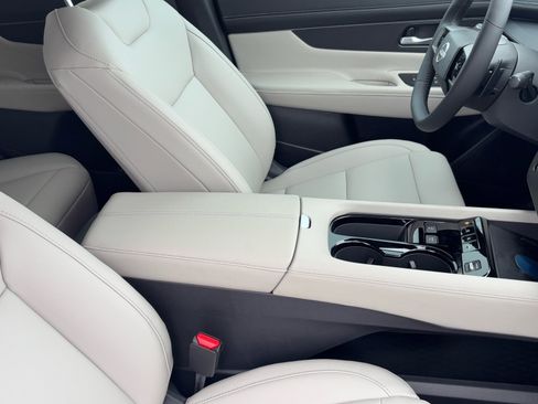 New 2026 Nissan Murano SV image 12