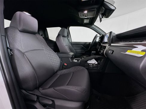 New 2025 Toyota Tacoma SR5 image 27