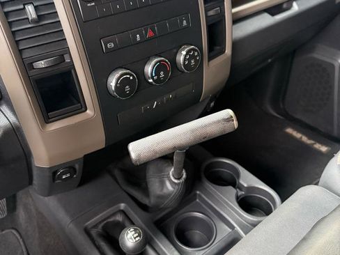 Used 2012 RAM 2500 ST w/ Chrome Appearance Group AWD/4WD image 18