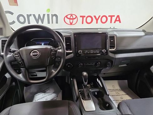 Used 2024 Nissan Frontier SV image 20