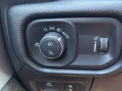 Used 2021 RAM 1500 Big Horn AWD/4WD image 20