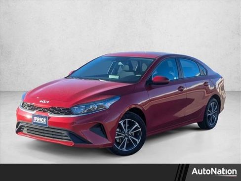 Used 2024 Kia Forte LXS image 1