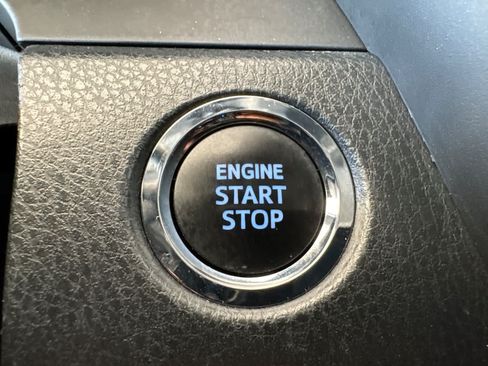 Used 2023 Toyota Camry SE w/ Convenience Package FWD image 22