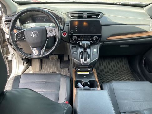 Used 2020 Honda CR-V Touring image 11
