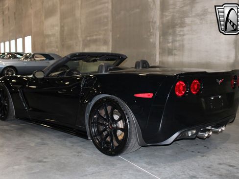 Used 2013 Chevrolet Corvette 427 w/ 1SB Preferred Equipment Group image 26