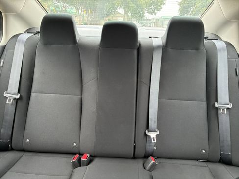 Used 2025 Nissan Sentra S FWD image 31