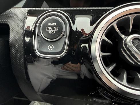 Used 2019 Mercedes-Benz A 220 4MATIC image 18