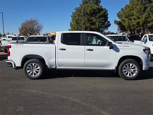 New 2026 Chevrolet Silverado 1500 Custom image 4