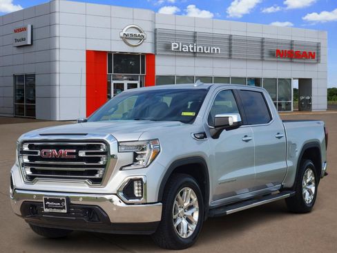 Used 2020 GMC Sierra 1500 SLT AWD/4WD image 2