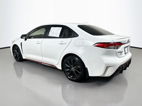 Used 2023 Toyota Corolla SE FWD image 8