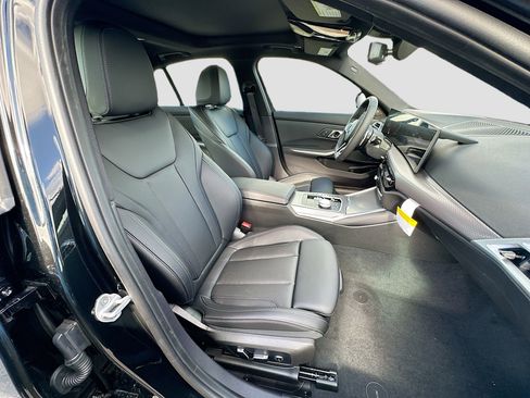 New 2026 BMW 330i Sedan w/ M Sport Package RWD image 23