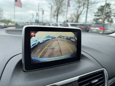 Used 2015 MAZDA MAZDA3 i Touring FWD image 16