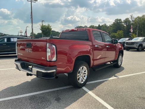 Used 2015 GMC Canyon SLT w/ Driver Alert Package RWD image 9