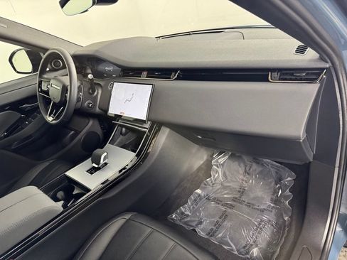 Used 2025 Land Rover Range Rover Evoque S AWD/4WD image 30