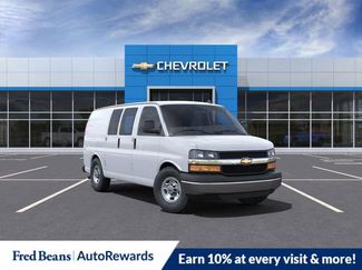 New 2025 Chevrolet Express 3500 w/ Chrome Appearance Package video 1
