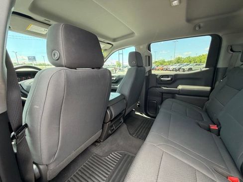 Used 2019 Chevrolet Silverado 1500 Custom Trail Boss w/ Custom Convenience Package AWD/4WD image 25
