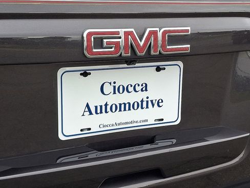 Used 2018 GMC Yukon SLT w/ Enhanced Security Package image 35