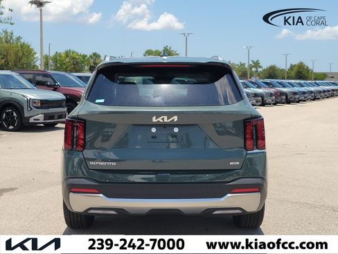 New 2026 Kia Sorento EX FWD image 5
